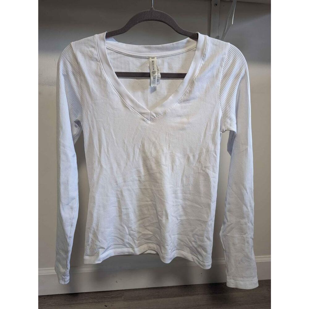 Athleta Renew Seamless V-neck Long Sleeve Top Size Medium